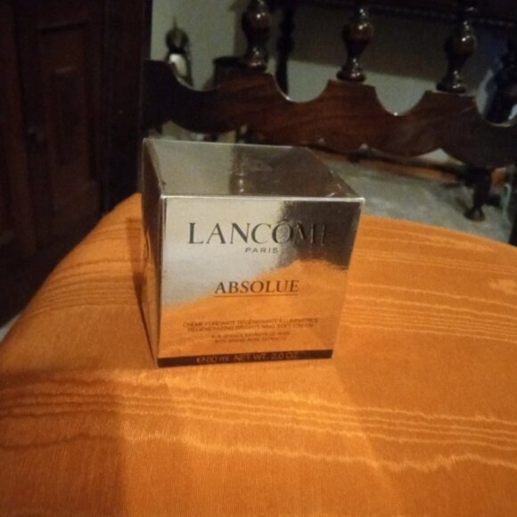 Lancome Absolue Creme Fondante Soft Cream Grand Rose Extracts 2.0oz/60 ml Sealed - Picture 2 of 2